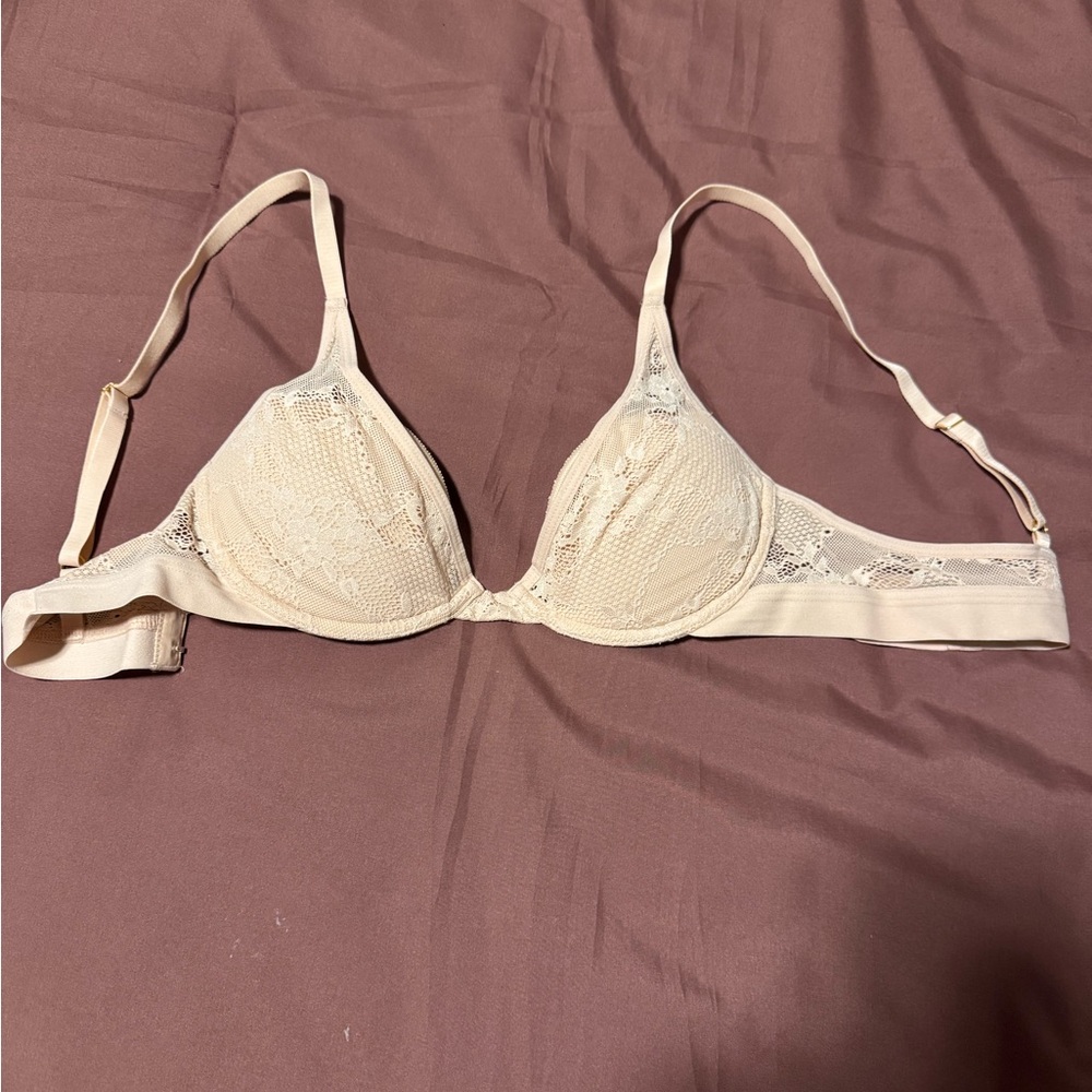 Elegant Cream Lace Bra